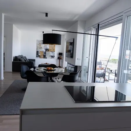 Traum-meerblick-tribunj Apartmán *