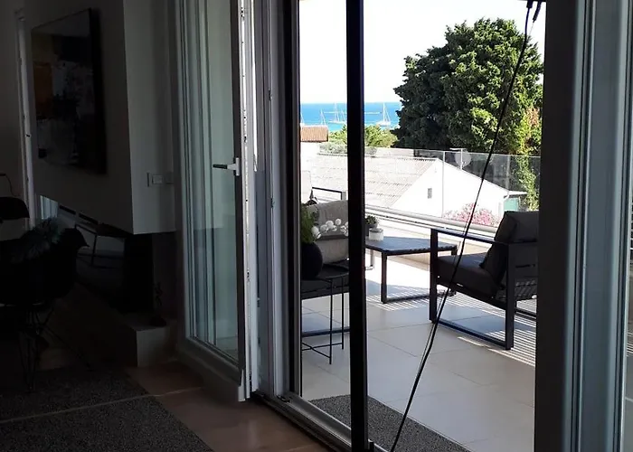 Traum-meerblick-tribunj Appartement *