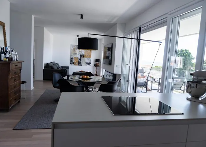 Traum-meerblick-tribunj Appartement *