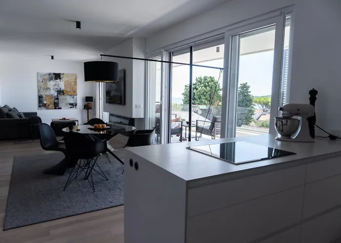 Appartement Traum-meerblick-tribunj